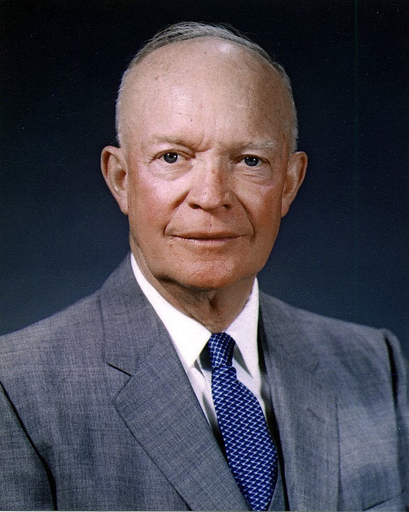 800px-Dwight_D._Eisenhower,_official_photo_portrait,_May_29,_1959.jpg