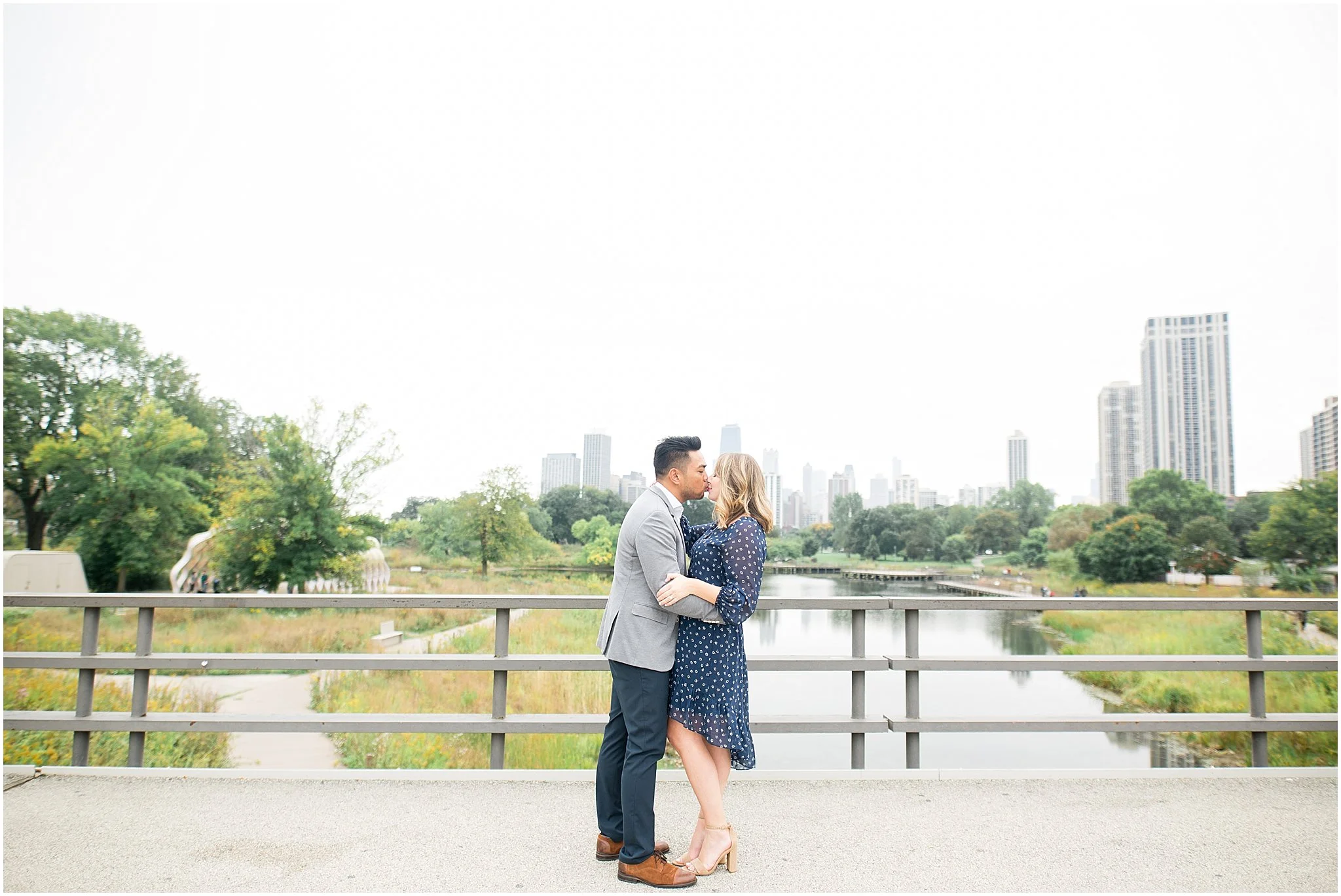 lincoln-park-zoo-engagement-session_0002.jpg
