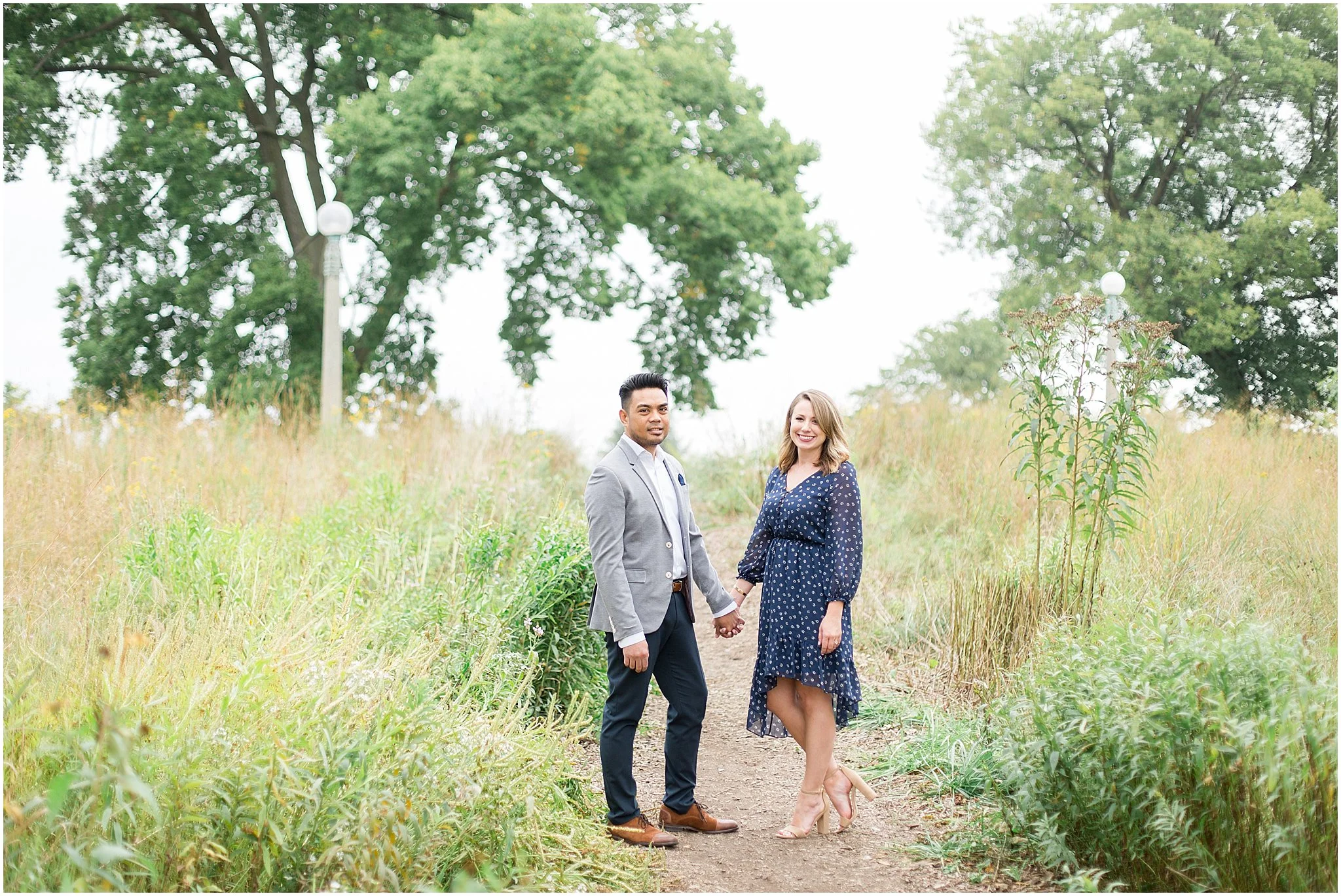 lincoln-park-zoo-engagement-session_0005.jpg