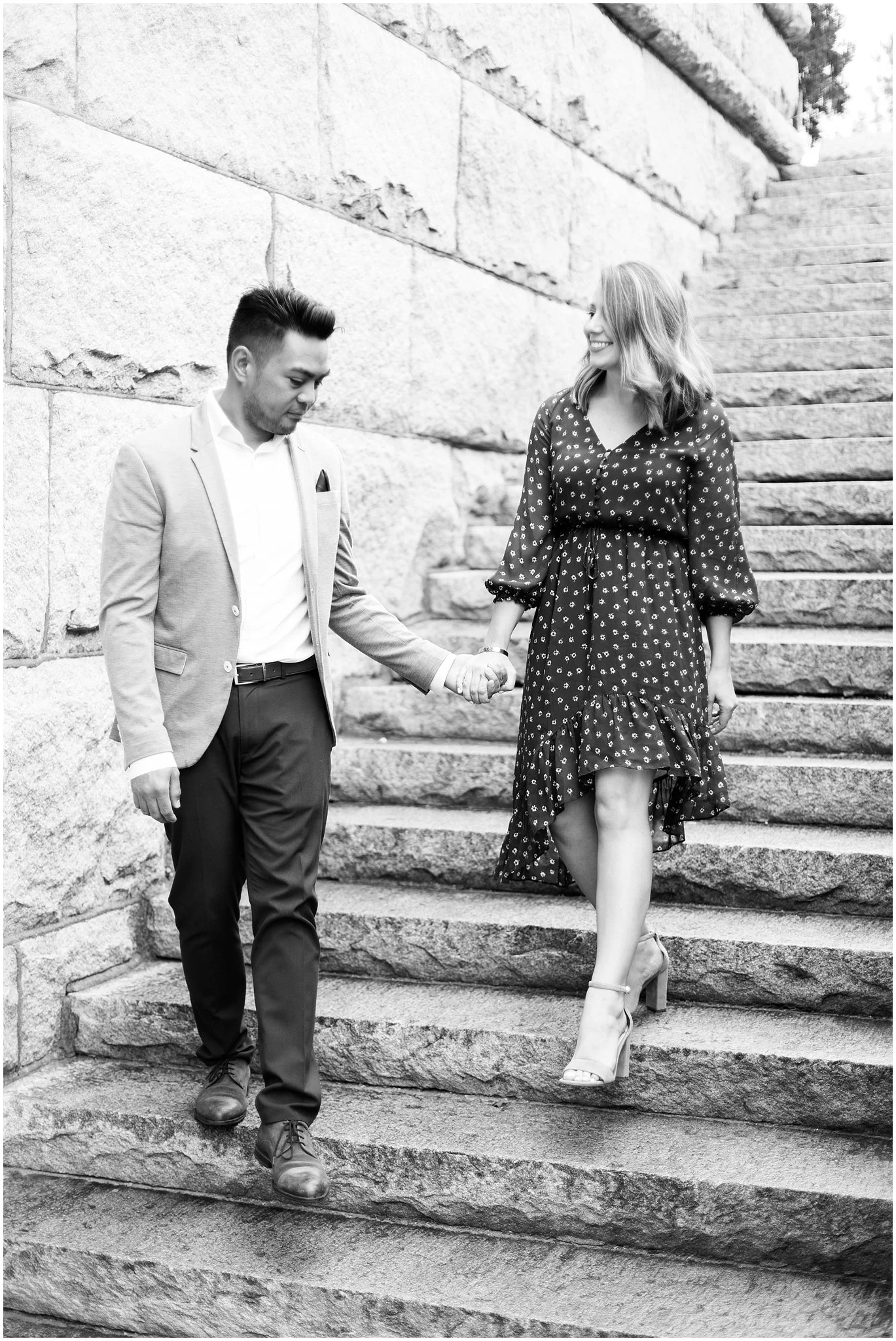 lincoln-park-zoo-engagement-session_0020.jpg