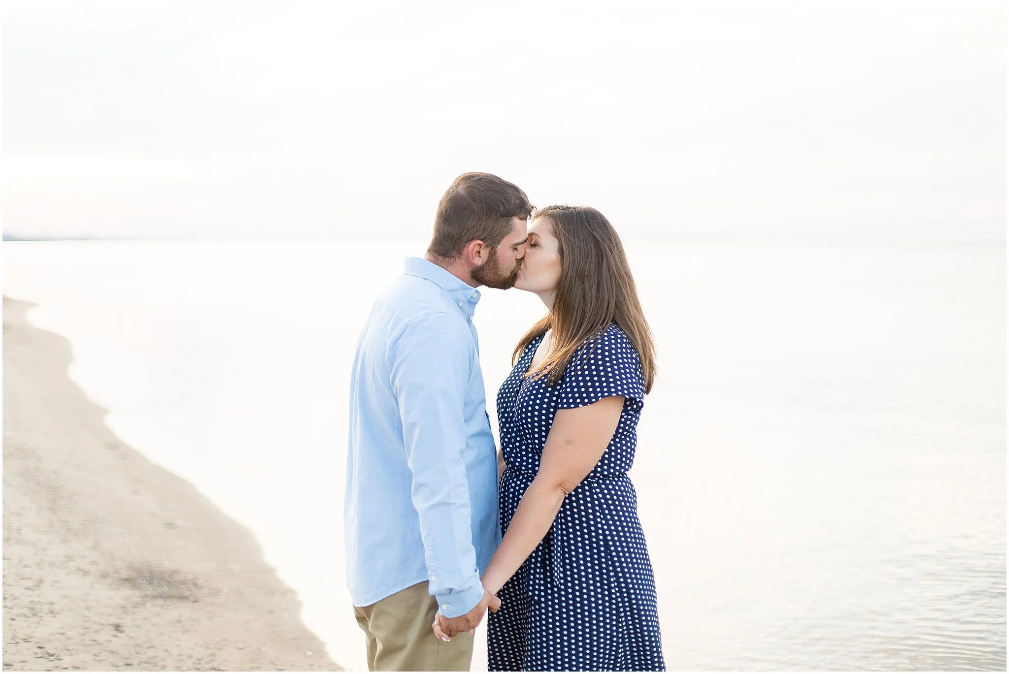 marquette-park-beach-engagement-photographer_0023.jpg