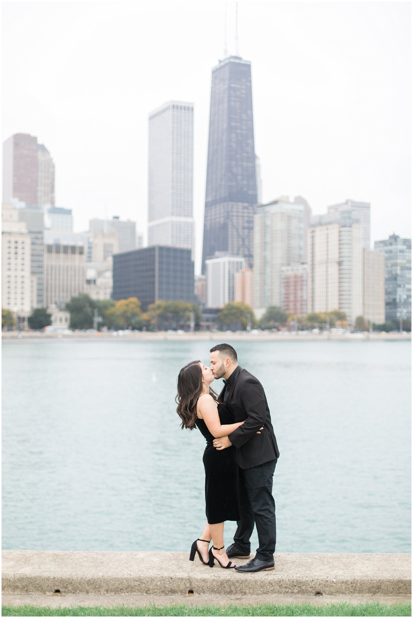 marquette-park-beach-engagement-photographer_0044.jpg