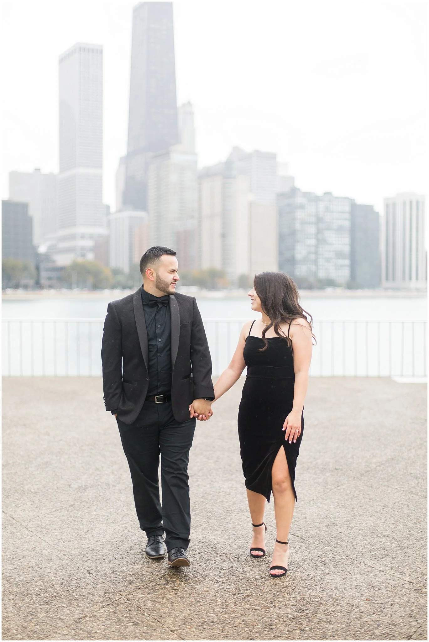 marquette-park-beach-engagement-photographer_0060.jpg