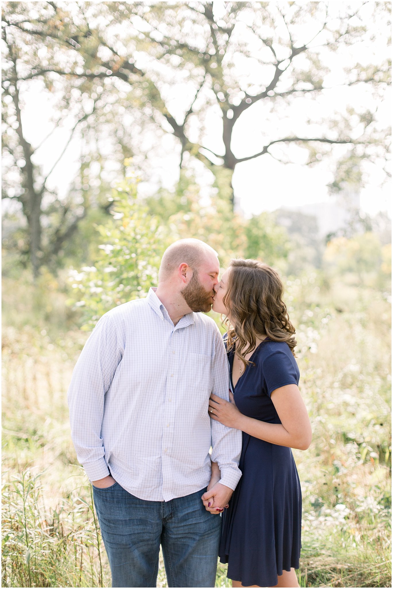 lincoln-park-zoo-engagement-photos_0007.jpg