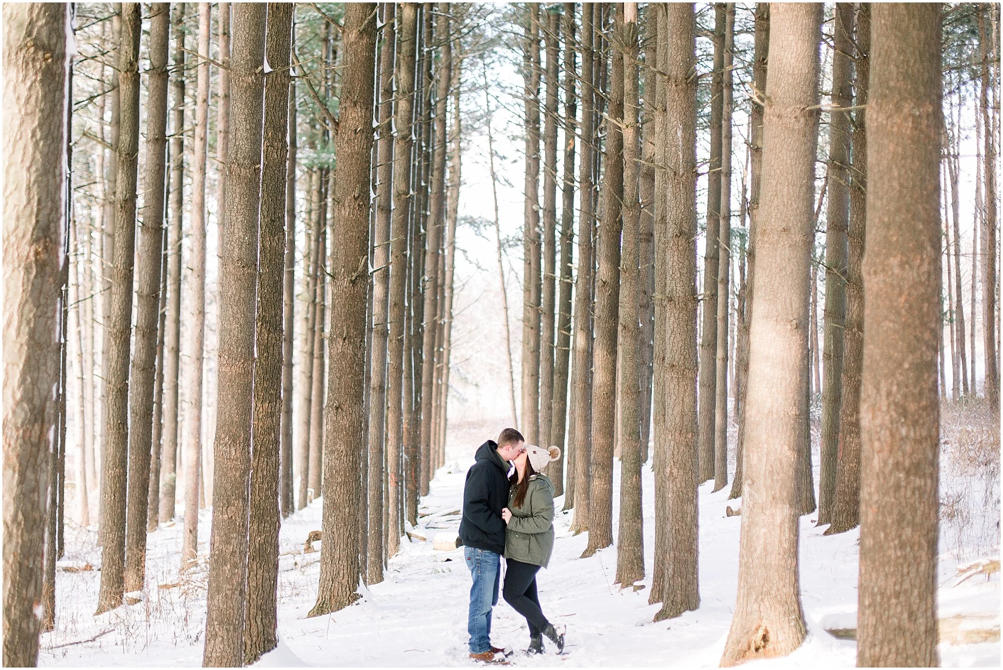 winter-downtown-engagement-session_0041.jpg