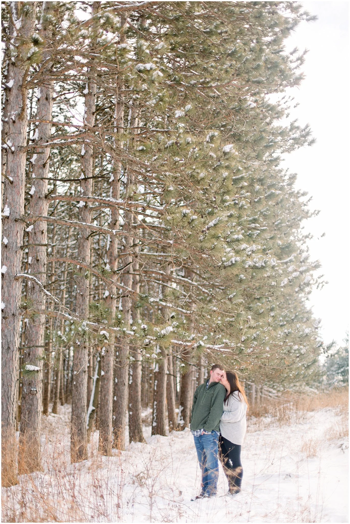 winter-downtown-engagement-session_0054.jpg