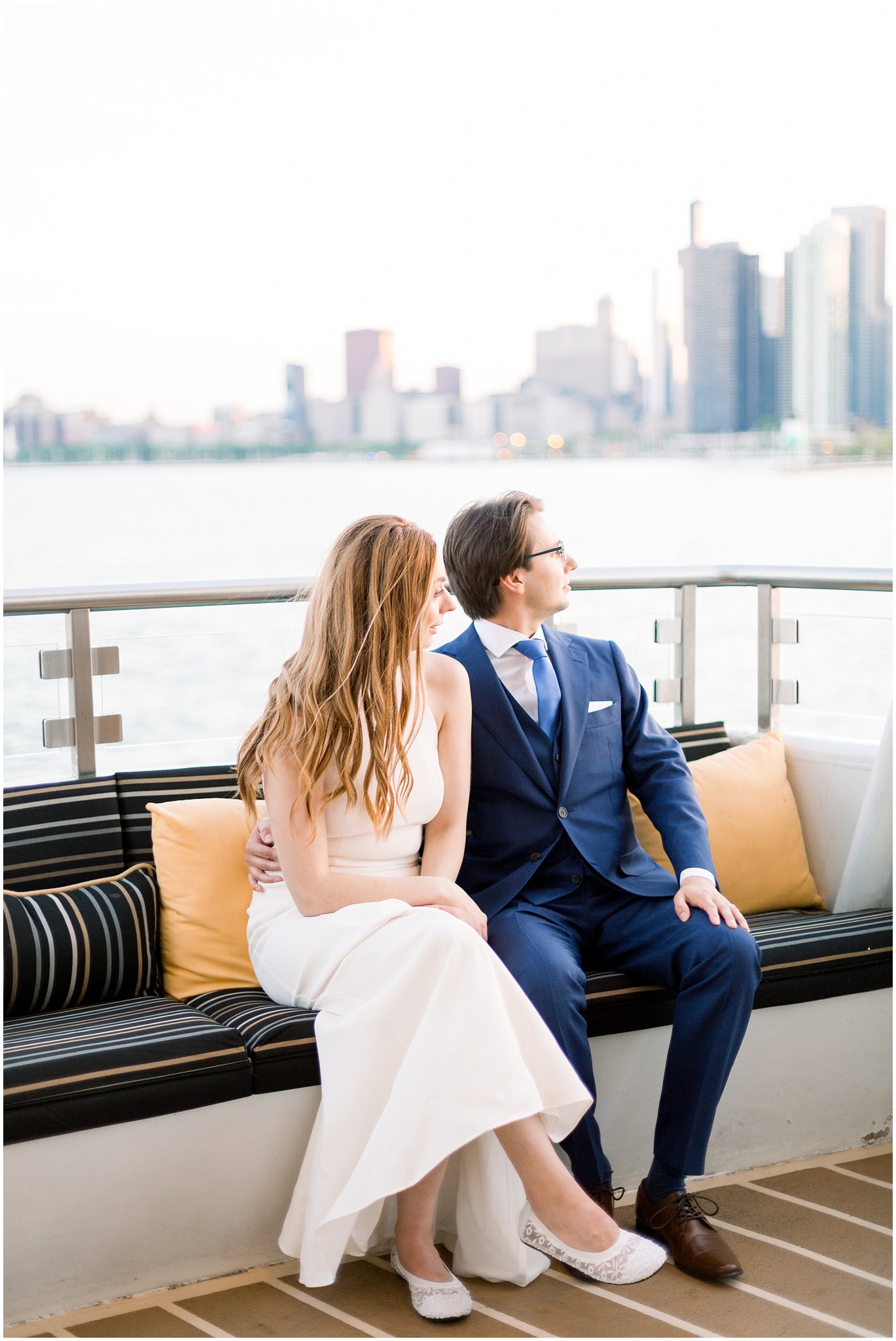 elite-chicago-yacht-wedding_0045.jpg