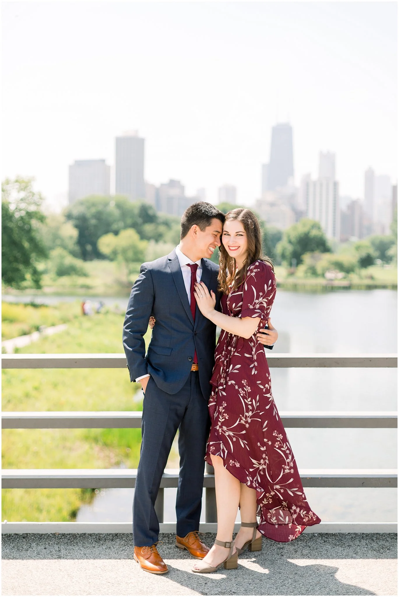 lincoln-park-zoo-engagement-session-photos_0002.jpg