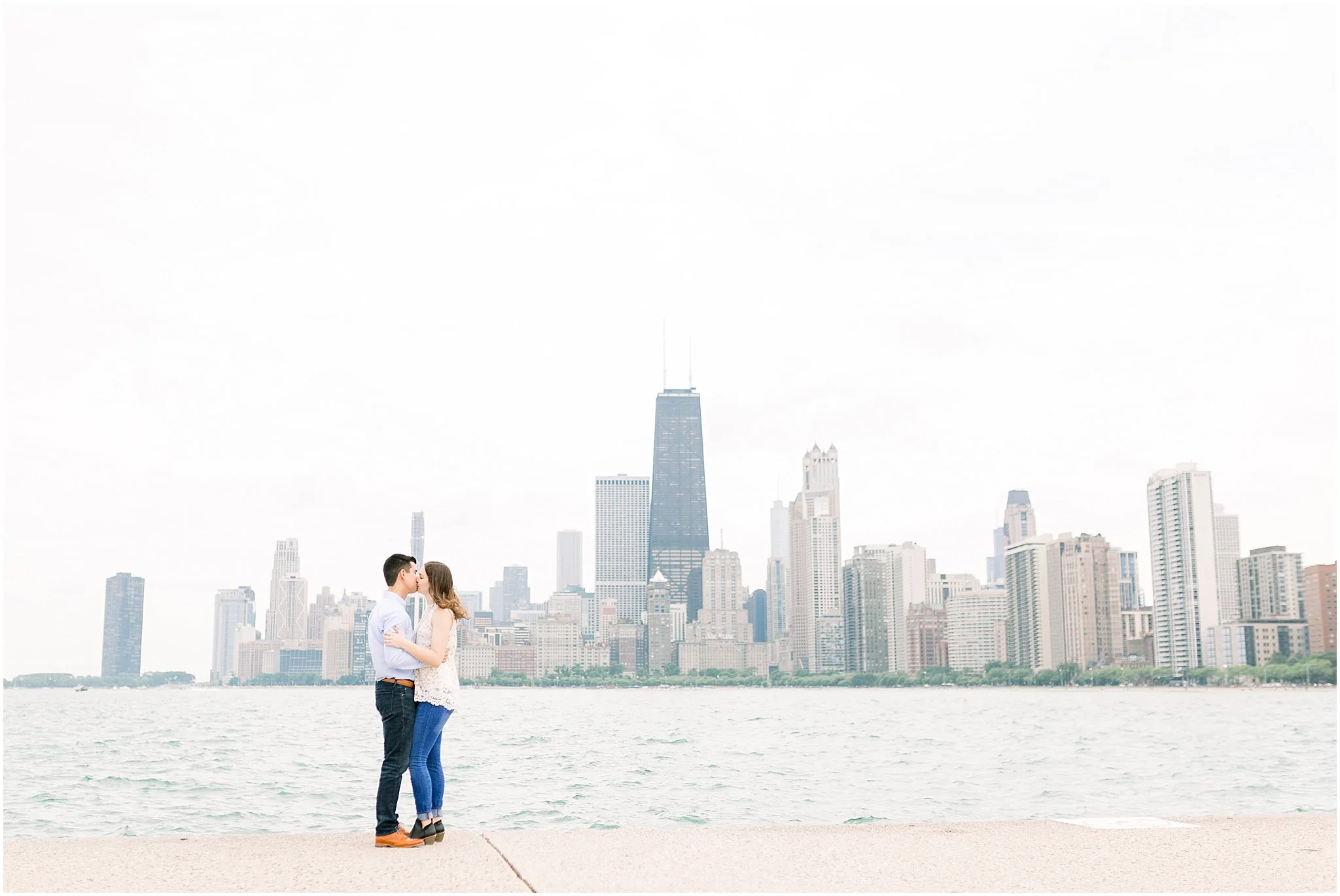 lincoln-park-zoo-engagement-session-photos_0018.jpg