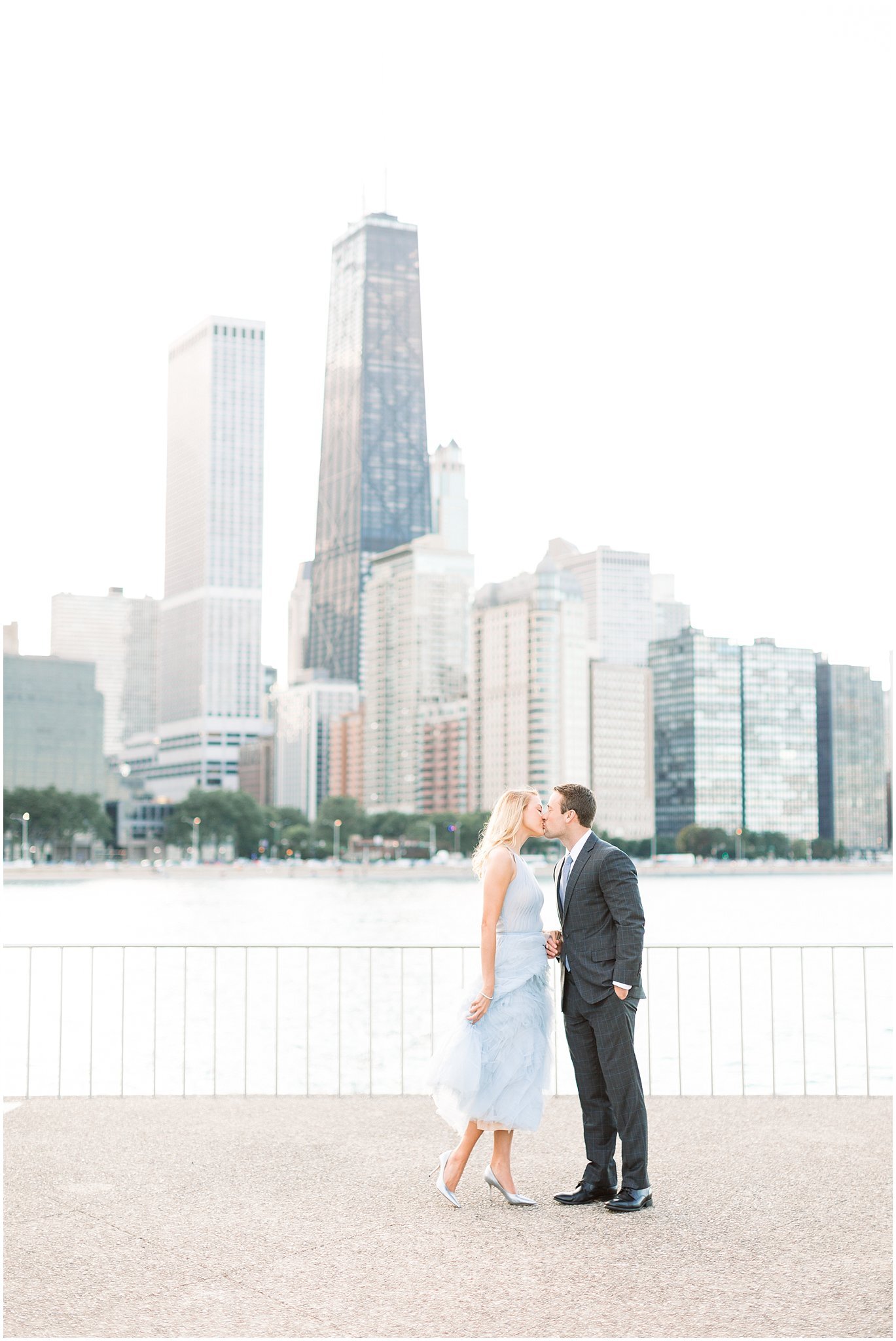 downtown-chicago-olive-park-engagement-photos_0015.jpg