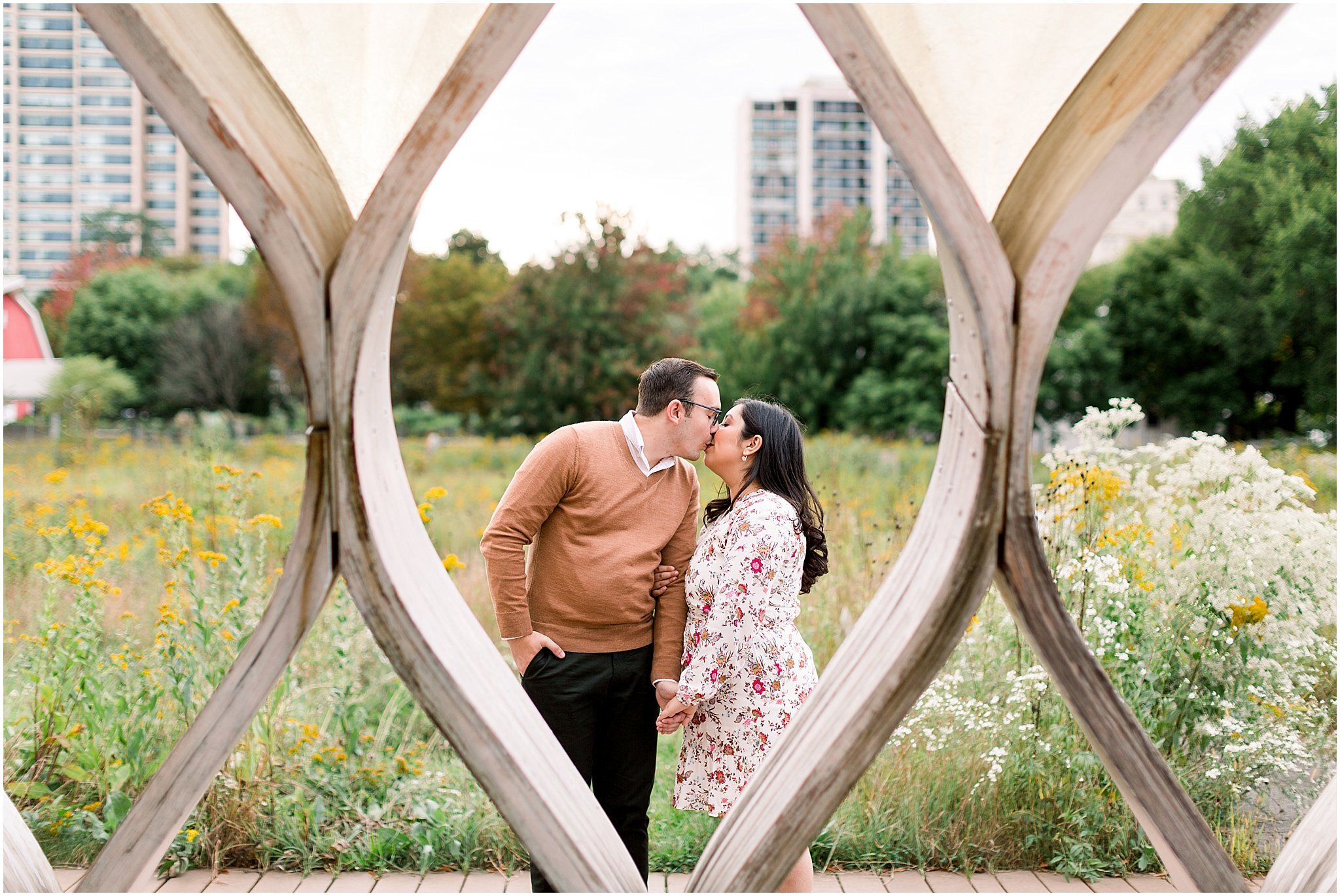 lincoln-park-engagement-session-photography_0009.jpg