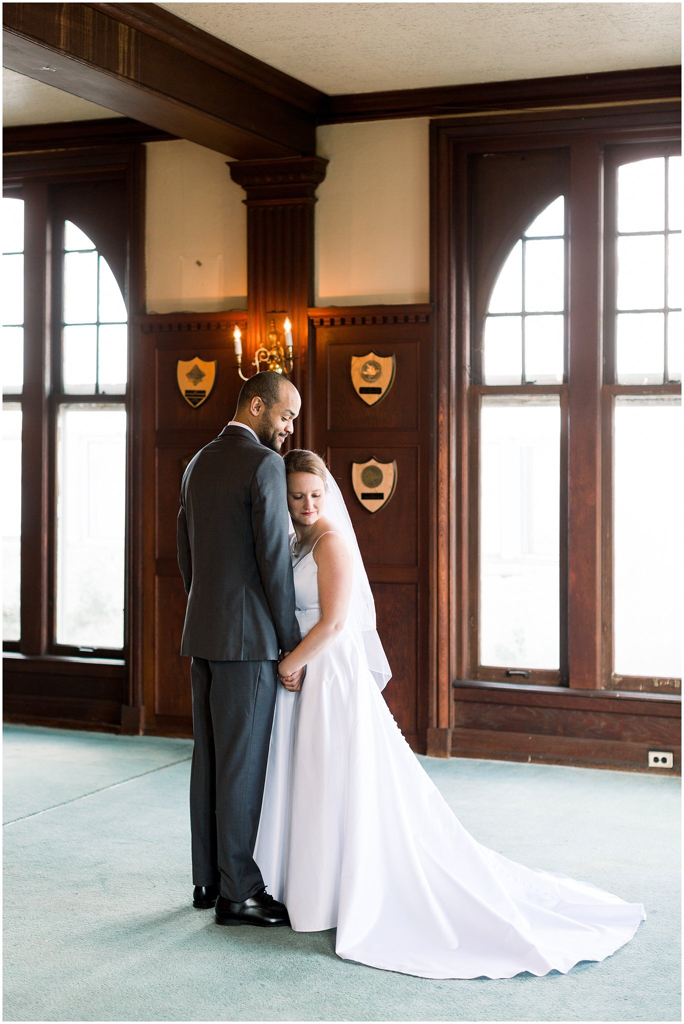 belle-isle-boat-house-detroit-wedding-photographer_0025.jpg