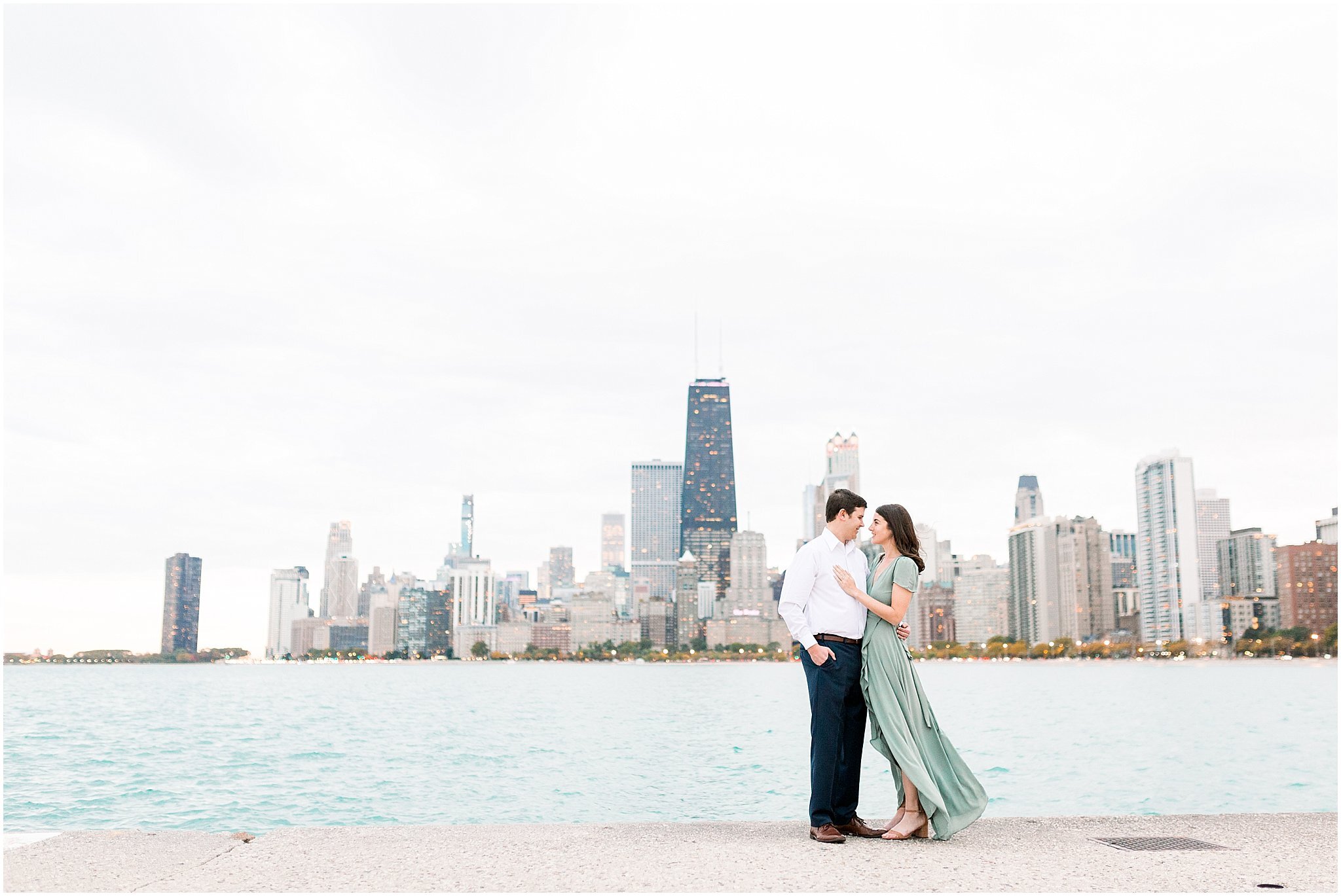 downtown-chicago-engagement-photographer_0124.jpg