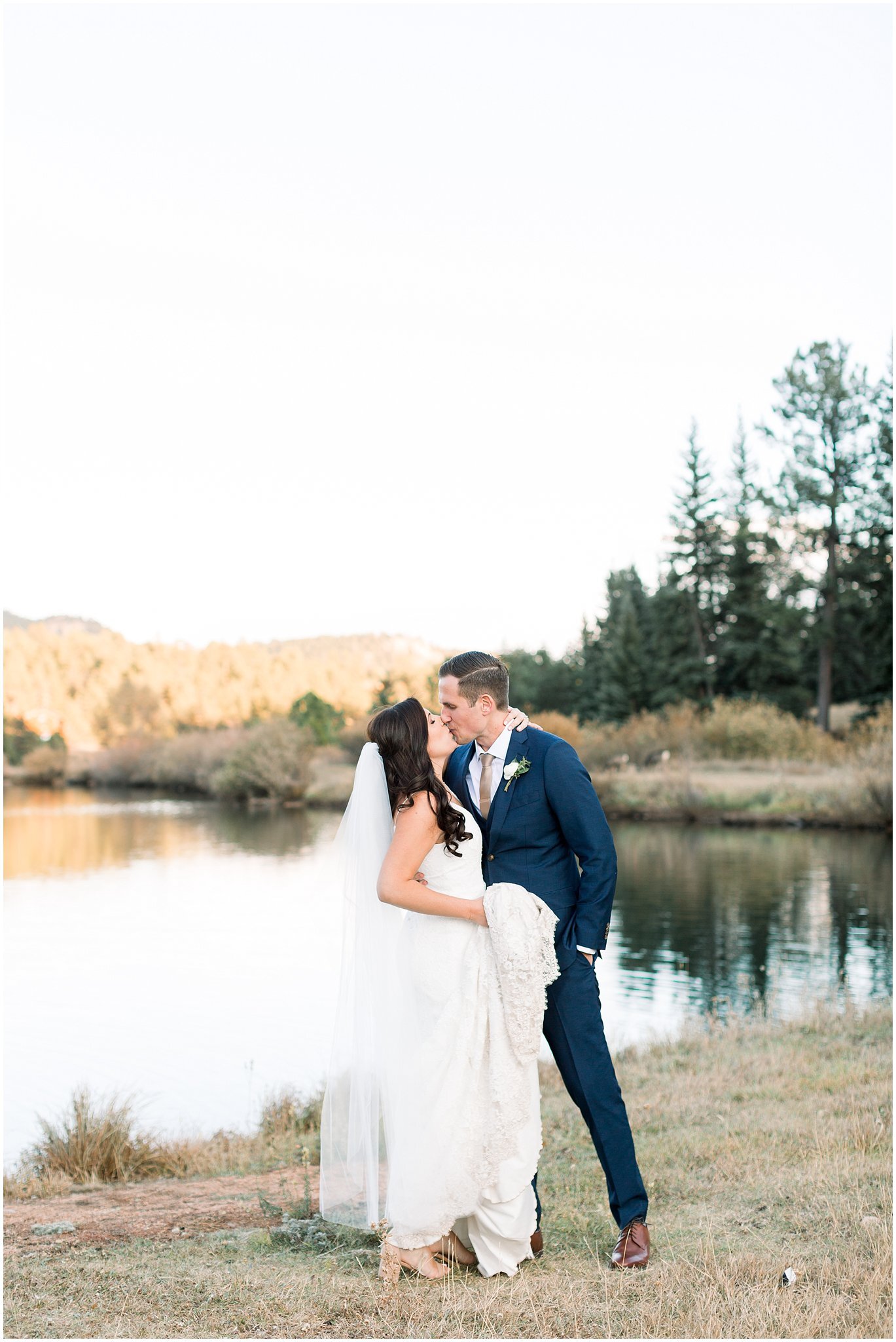 wedgewood-mountain-pine-colorado-denver-wedding-photographer_0002.jpg