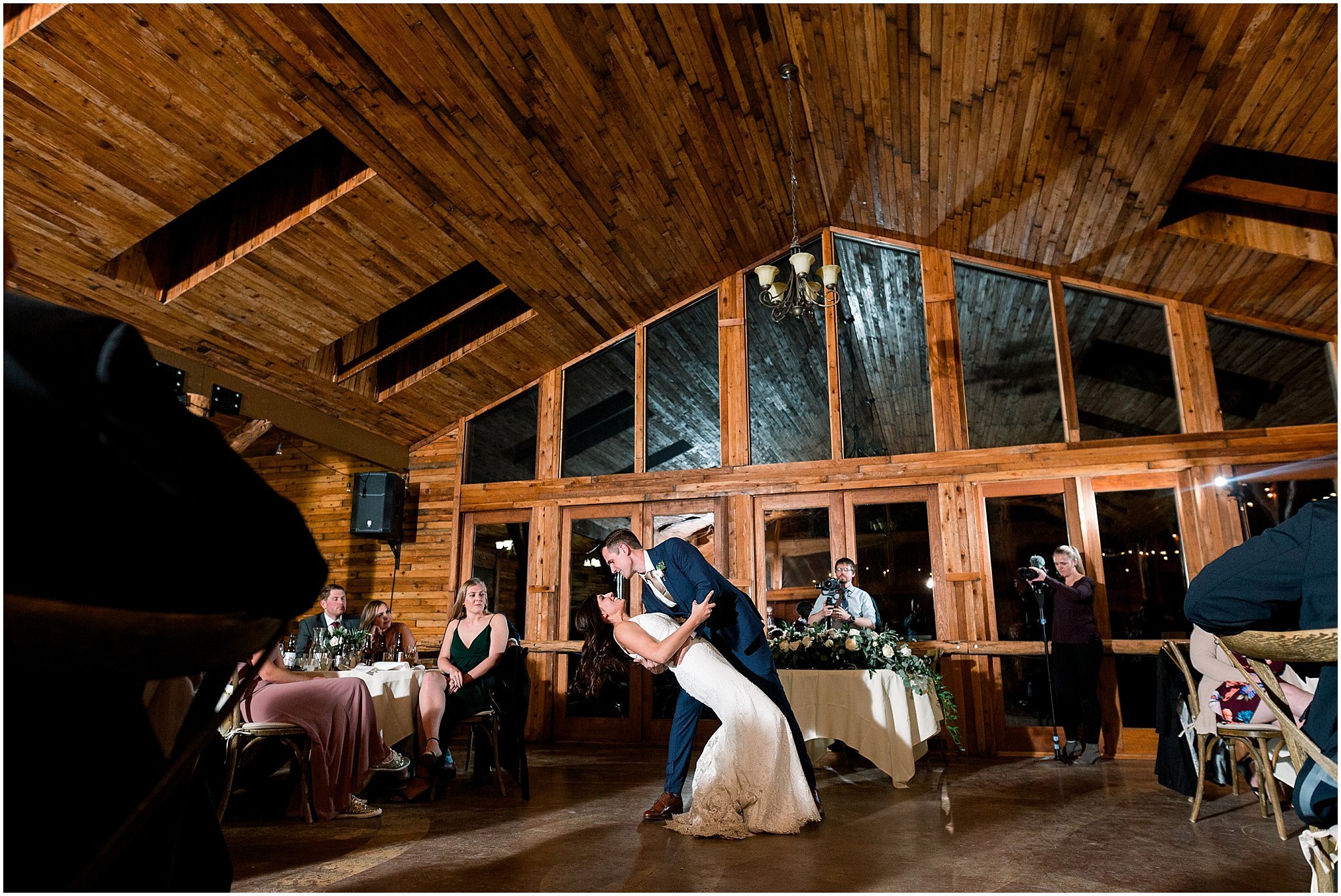 wedgewood-mountain-pine-colorado-denver-wedding-photographer_0009.jpg