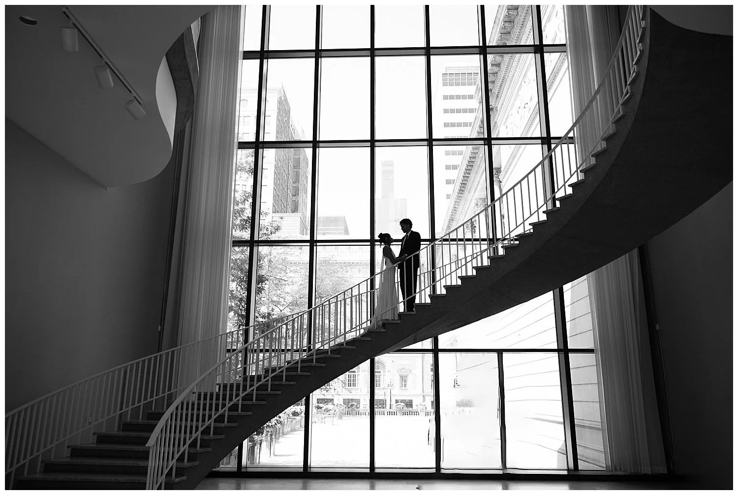 Art Institute Of Chicago Elopement Photos