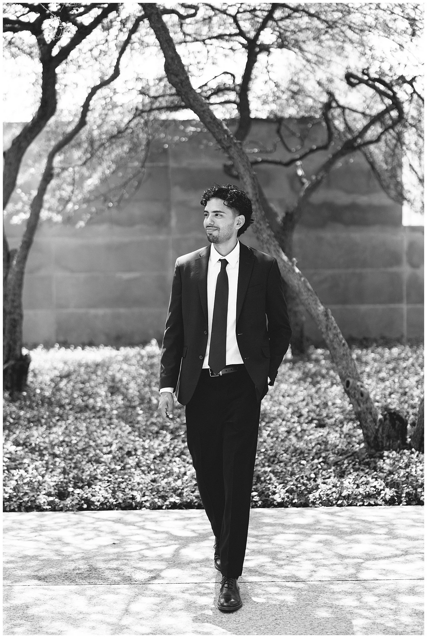 Art Institute Of Chicago Elopement Photos