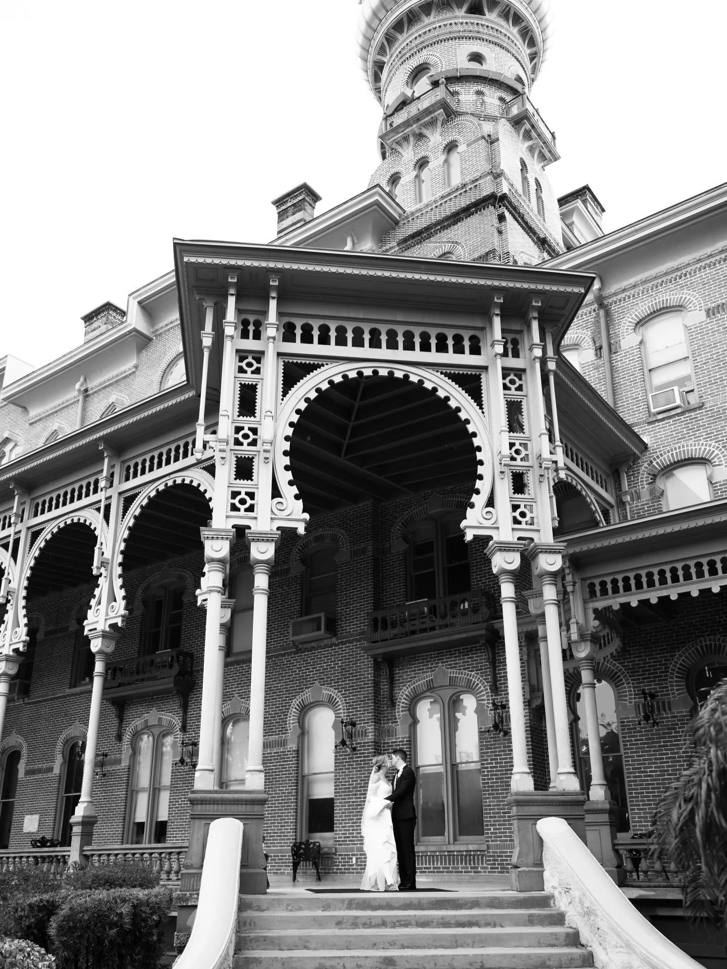 When the rain backup plan option looks like this 👏
.
.
.
.
Tampa wedding photographer