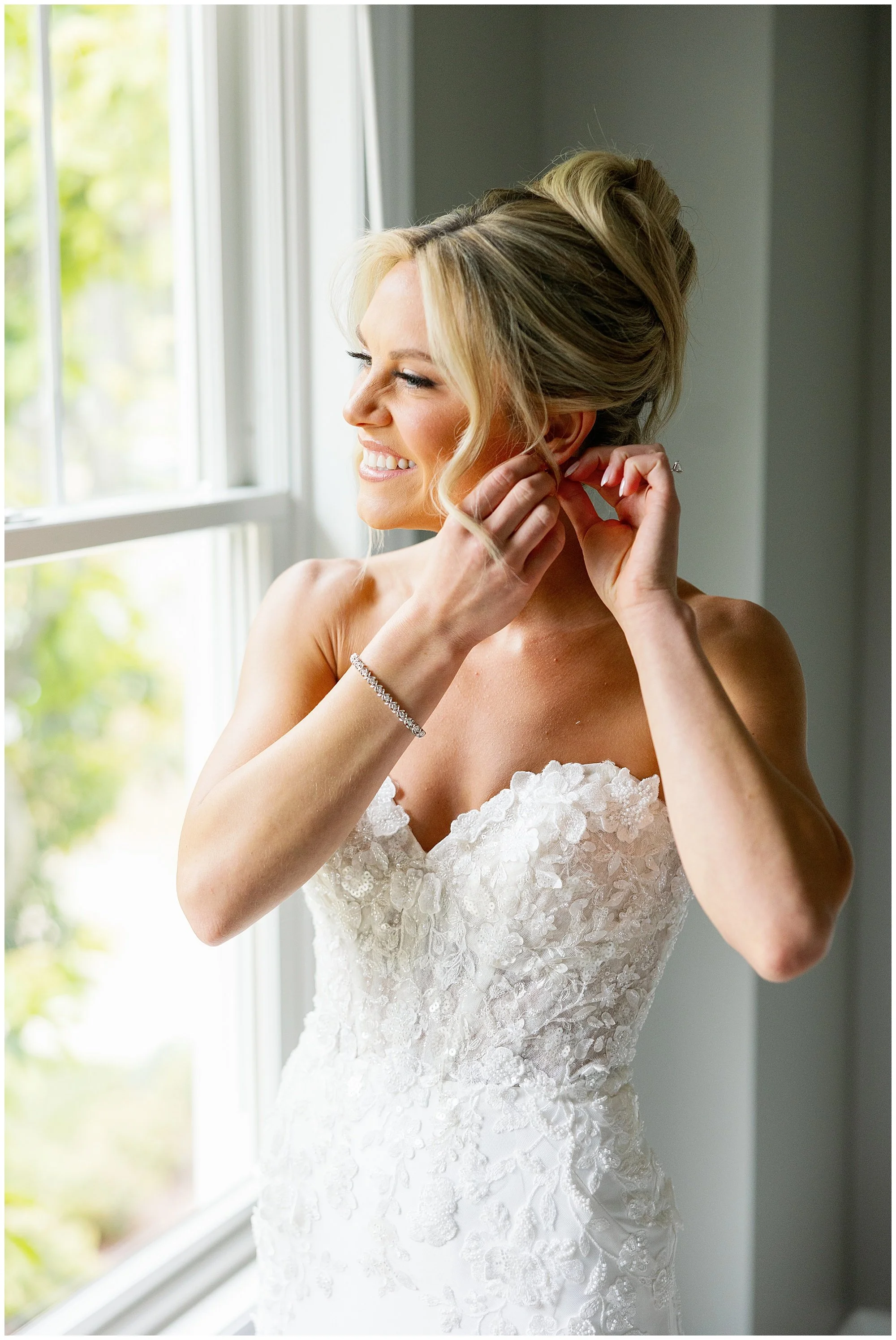  bride details for chicago suburb wedding oakbrook 