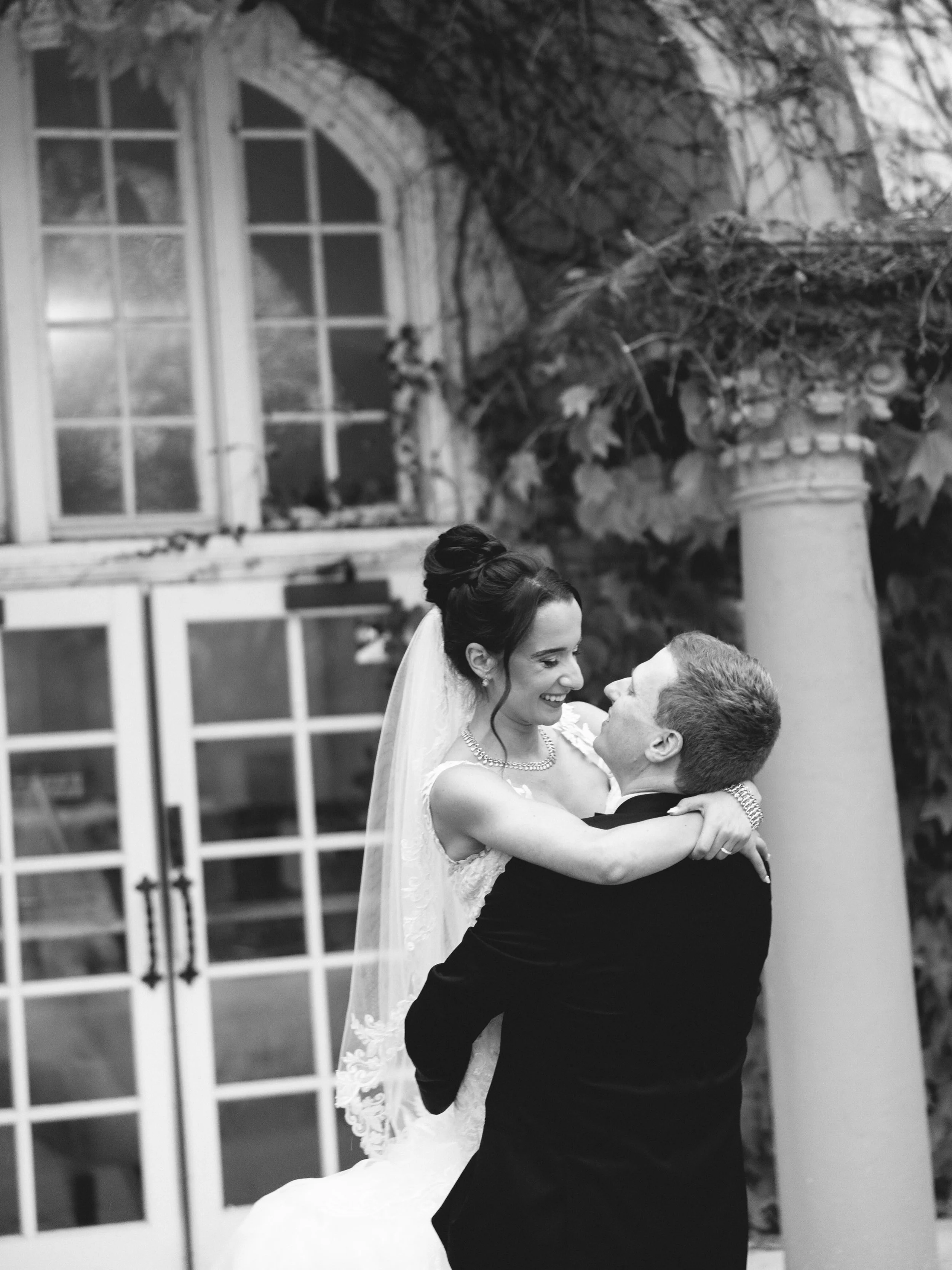 A little bit of everything from Gina and Stuart&rsquo;s wedding day 🥰