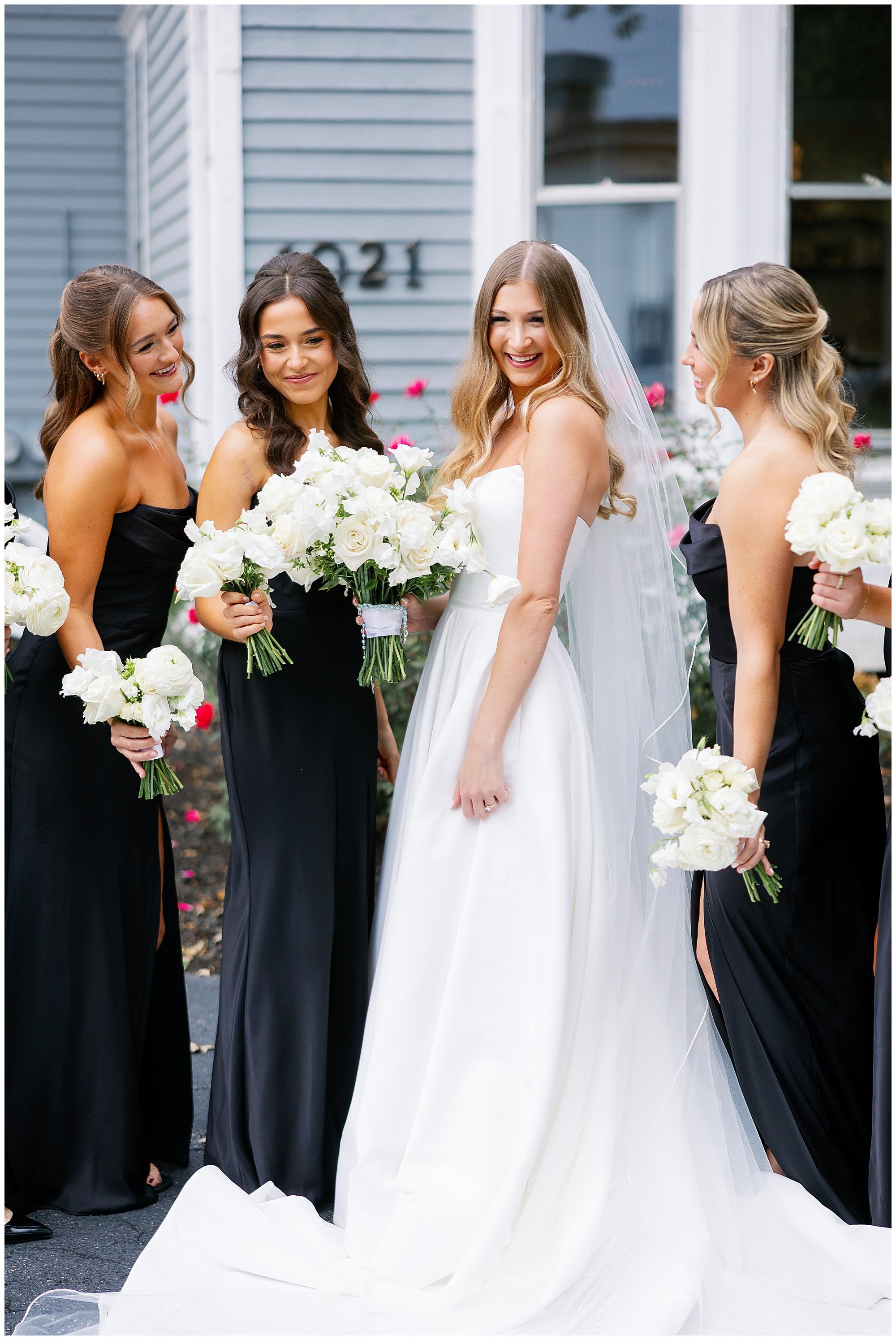  bridesmaids laughing together at  Mesón Sabika wedding  