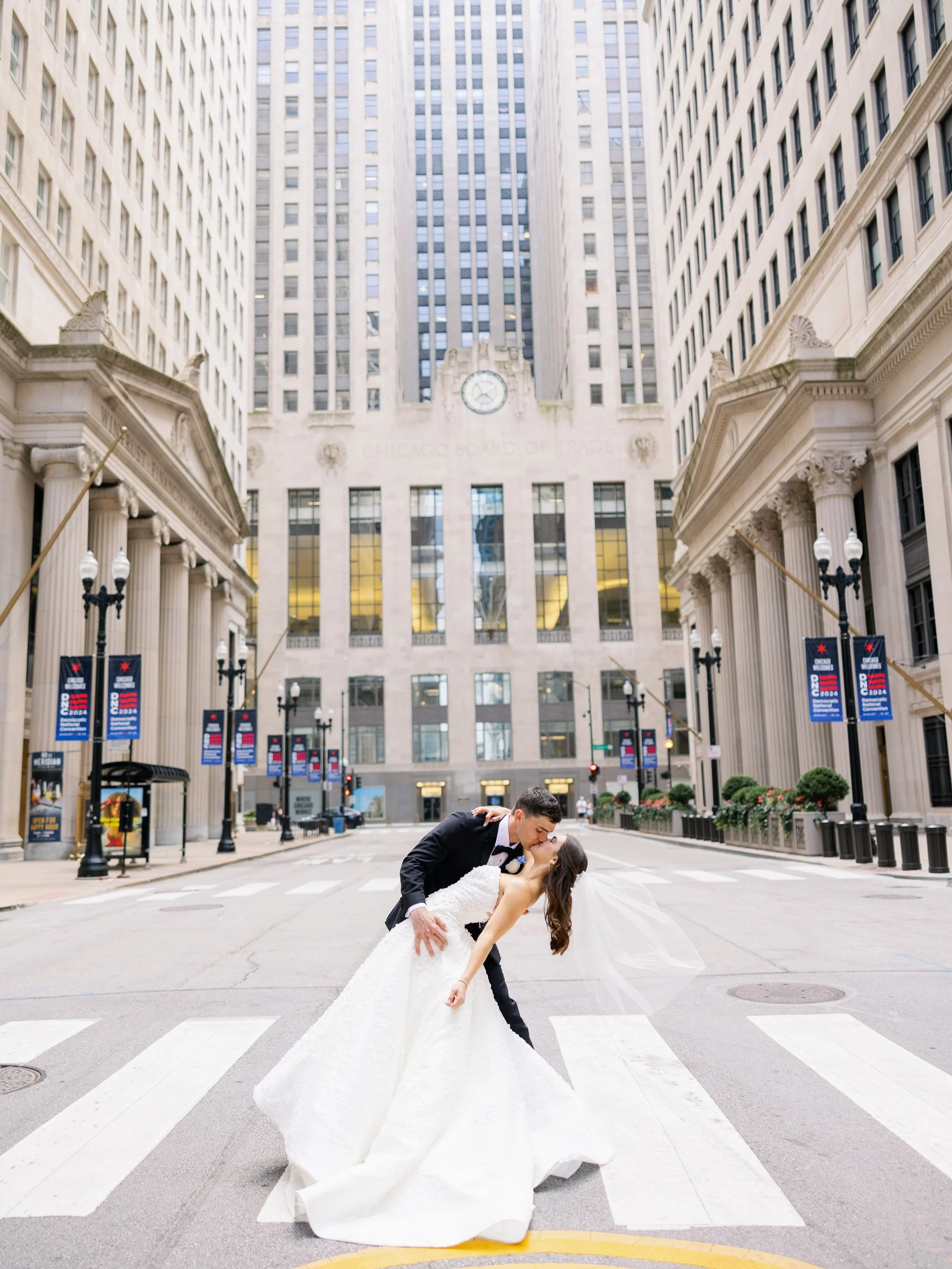 An epic Chicago summer wedding 💕