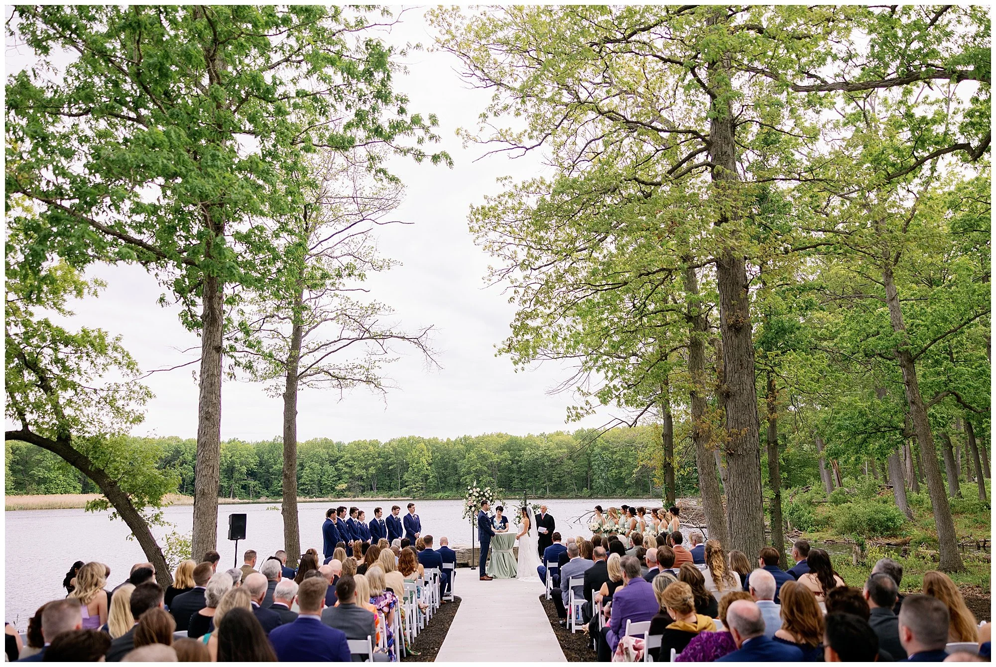  allure on the lake wedding ceremony 