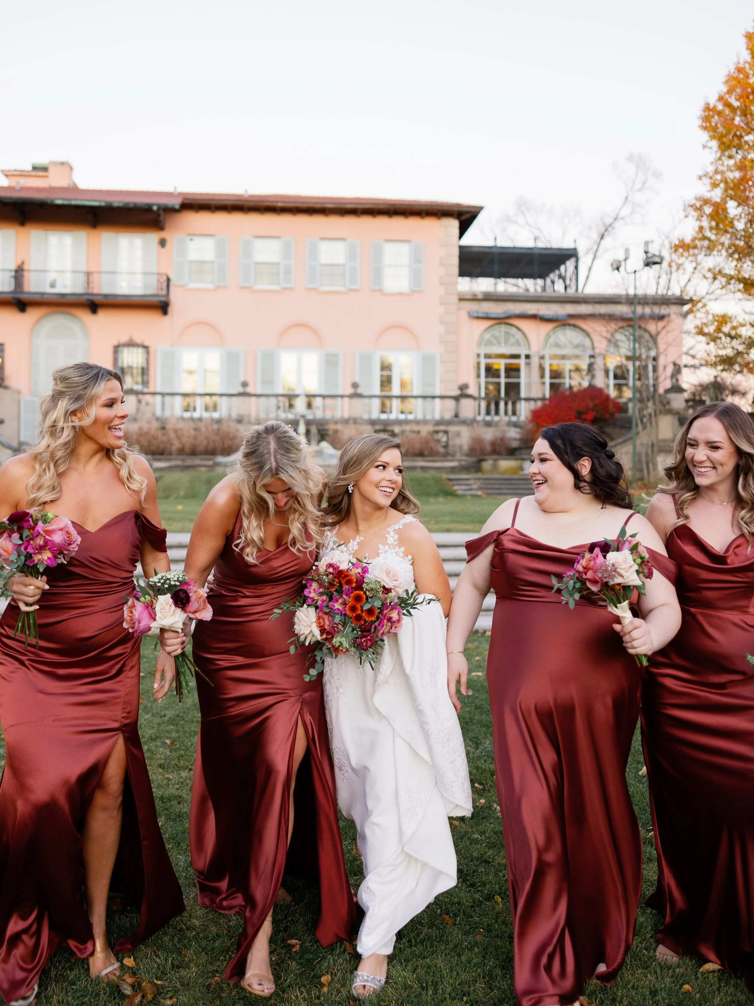 Is it obvious how excited I am for fall weddings? 👀
.
.
.
.
Lake forest wedding photographer