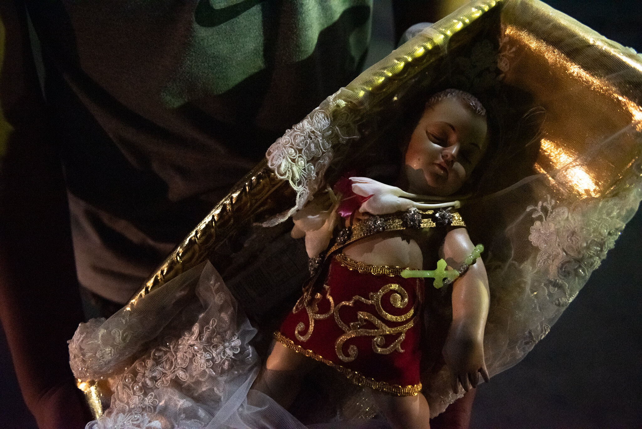  An image of a sleeping infant Jesus. 