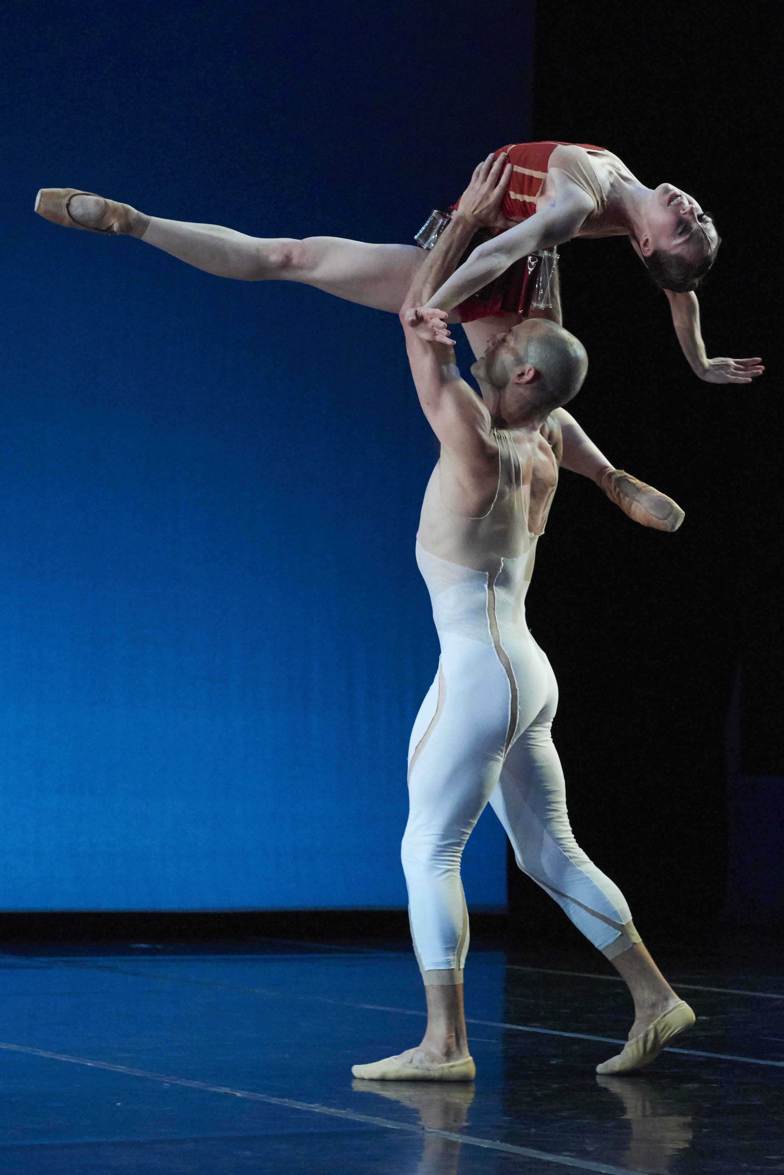 2 Dana Benton and Brandon “Private” Freeman in “Traveling Alone” choreographed by Amy Seiwert Photo by David DeSilva.jpg