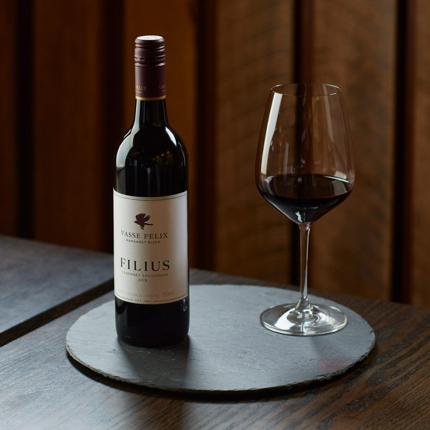 Impress your palate with a drop of @vassefelixwines Filius Cabernet Sauvignon. 🍷🍷 Nostalgic of blood plum with its bright ruby and purple tinged colour, it's brimming with earthy mulberry aromas with hints of nutmeg.

Finishing with a fresh acidity