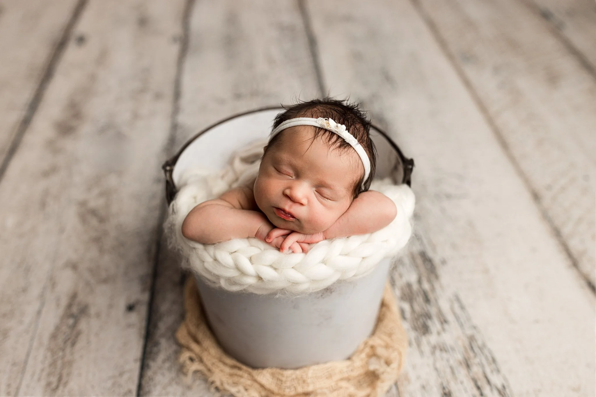 Newborn Bucket Pose – Rustic & Cozy Studio Baby Photography