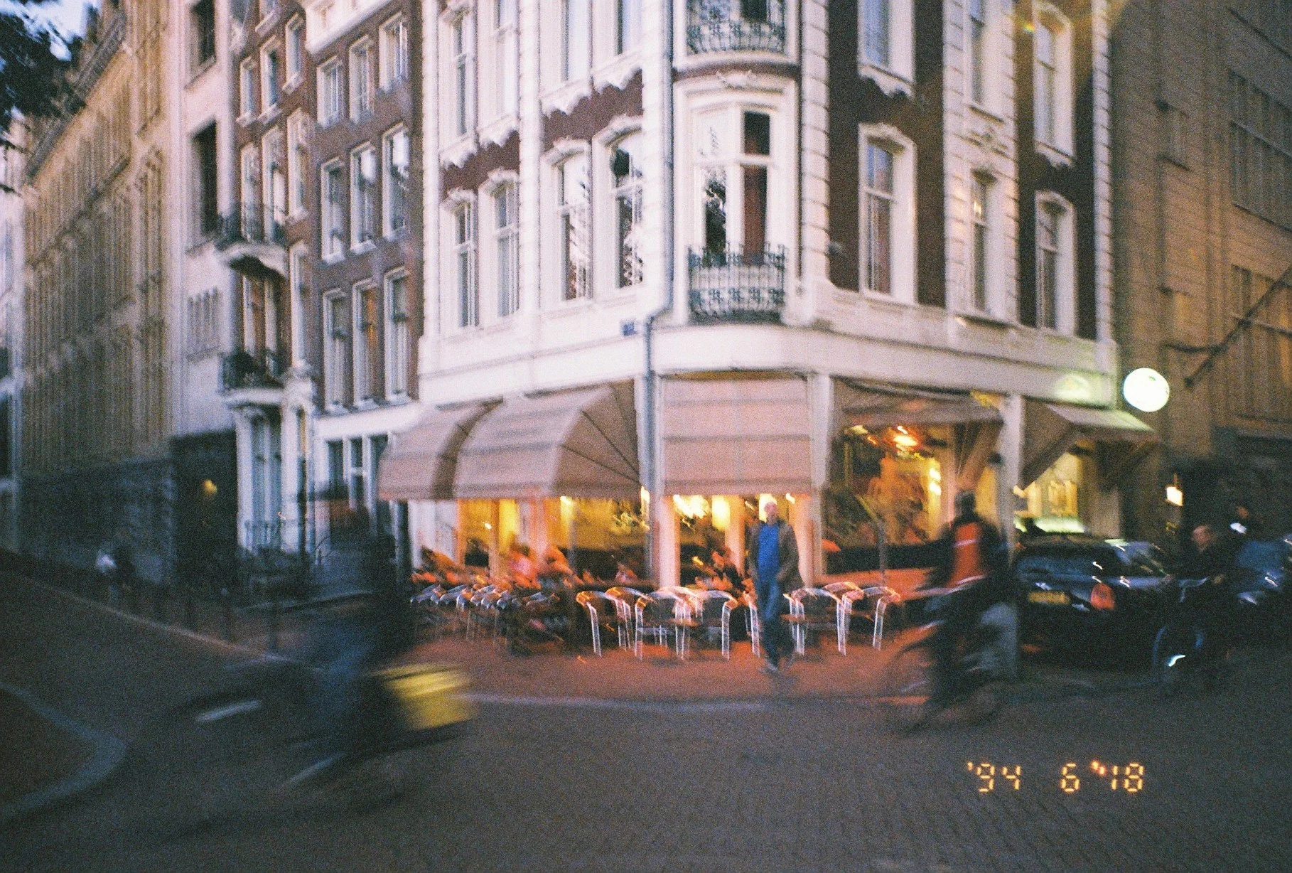 1542610725.jpg