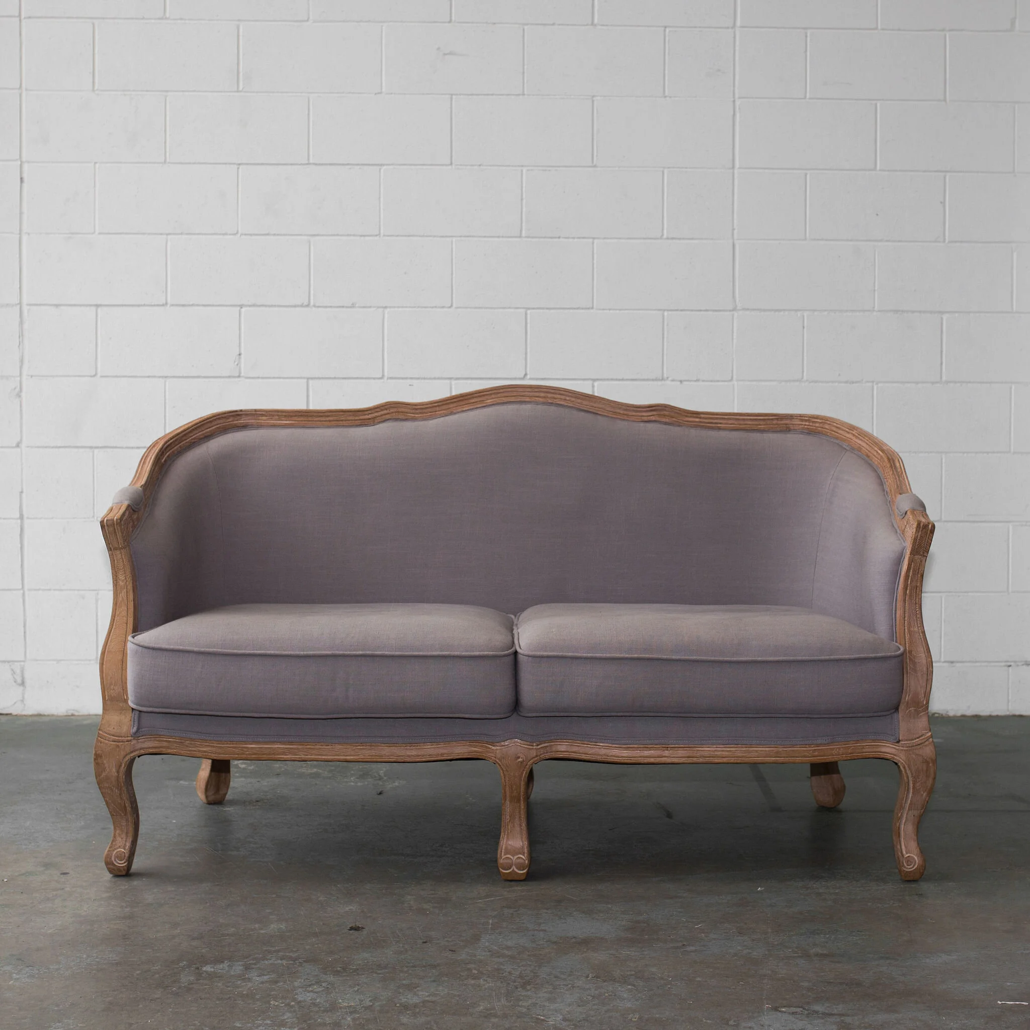 Flagshipevents-tablesandchairs