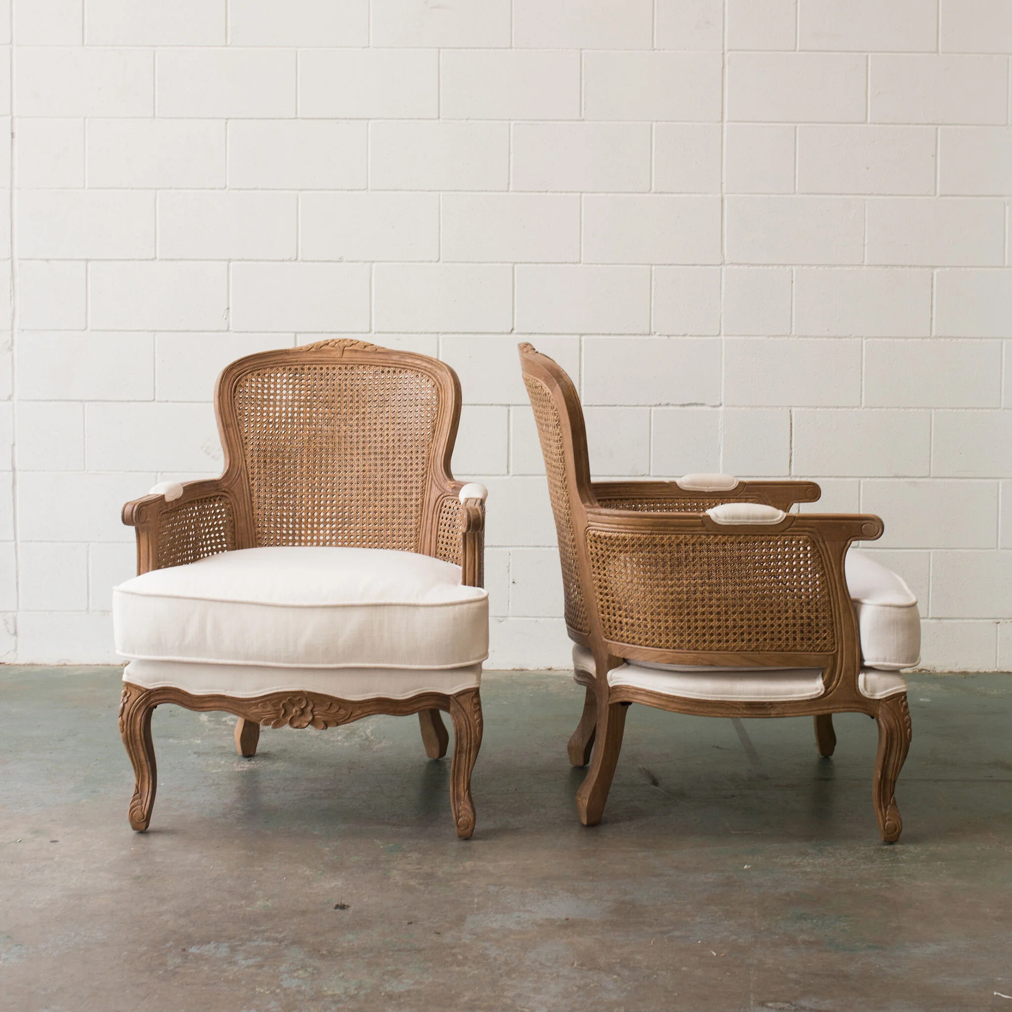 Flagshipevents-tablesandchairs