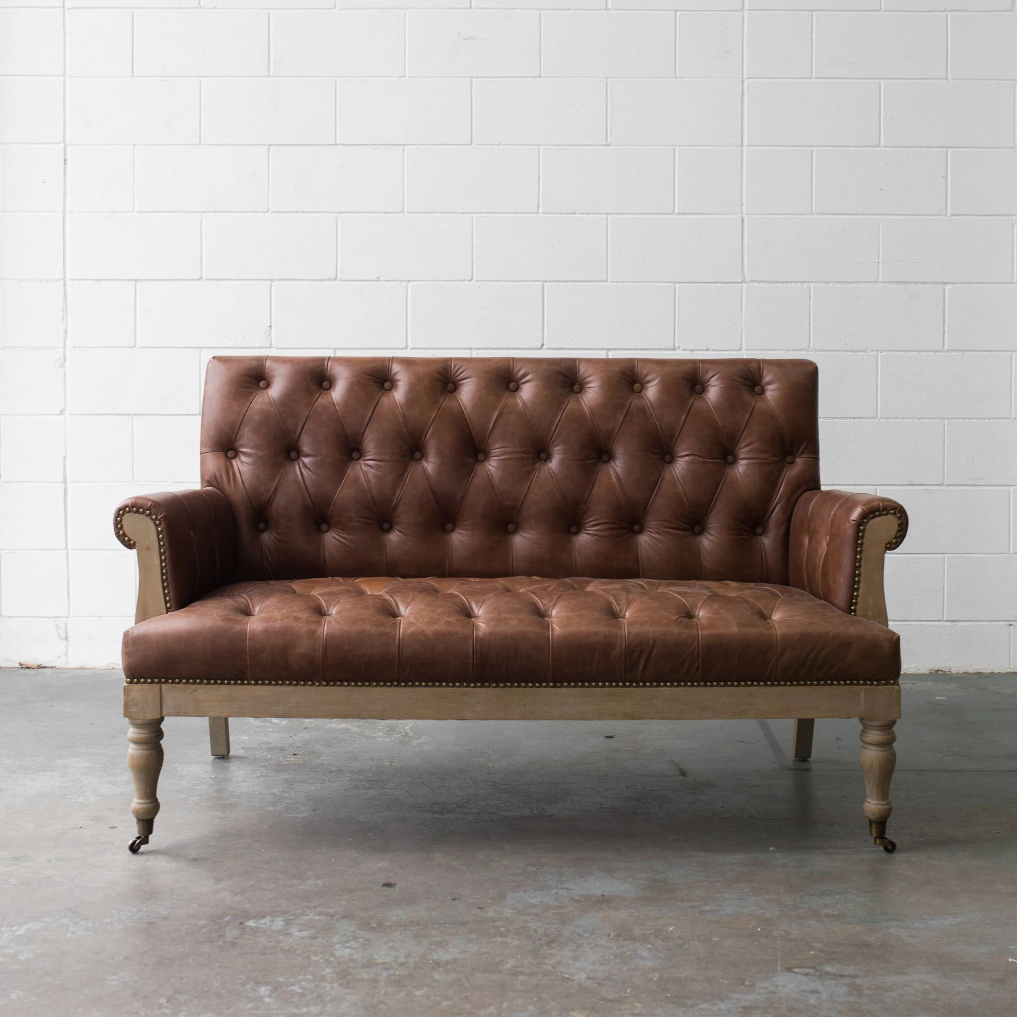 Flagshipevents-tablesandchairs