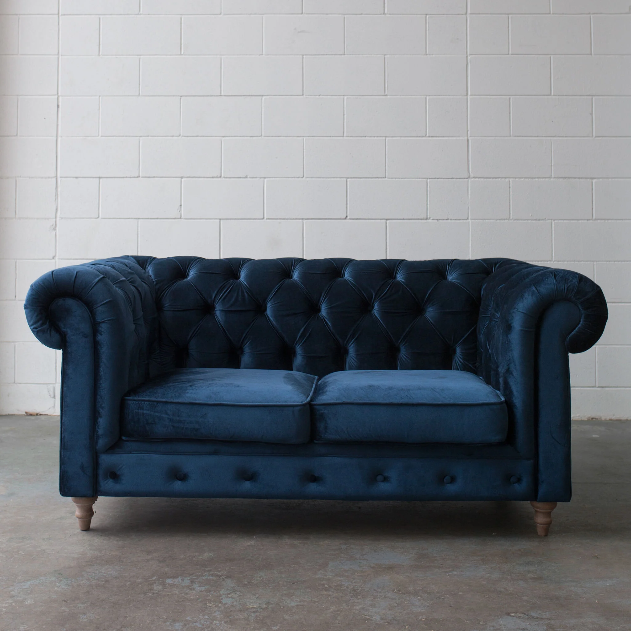 Flagshipevents-tablesandchairs