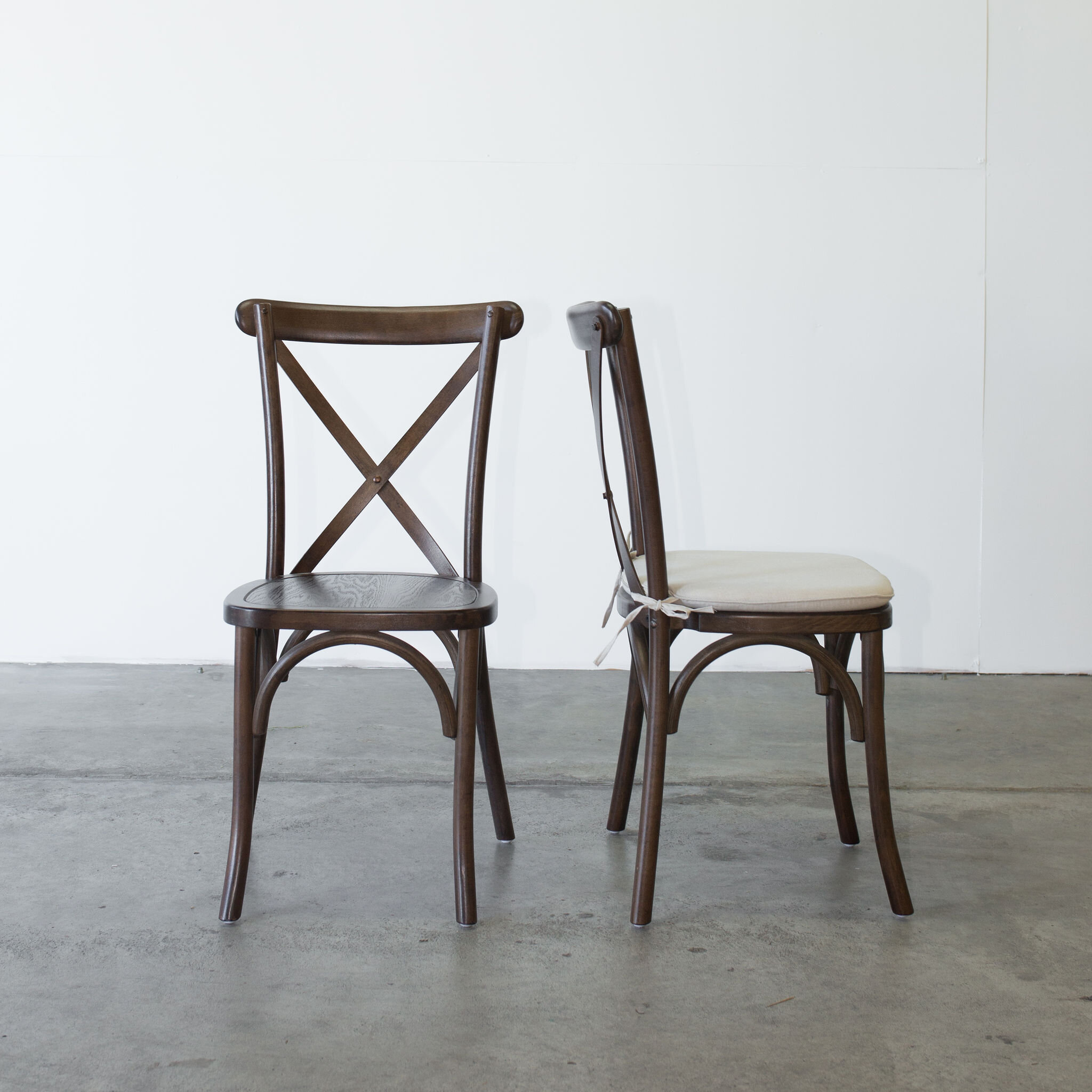 Flagshipevents-tablesandchairs