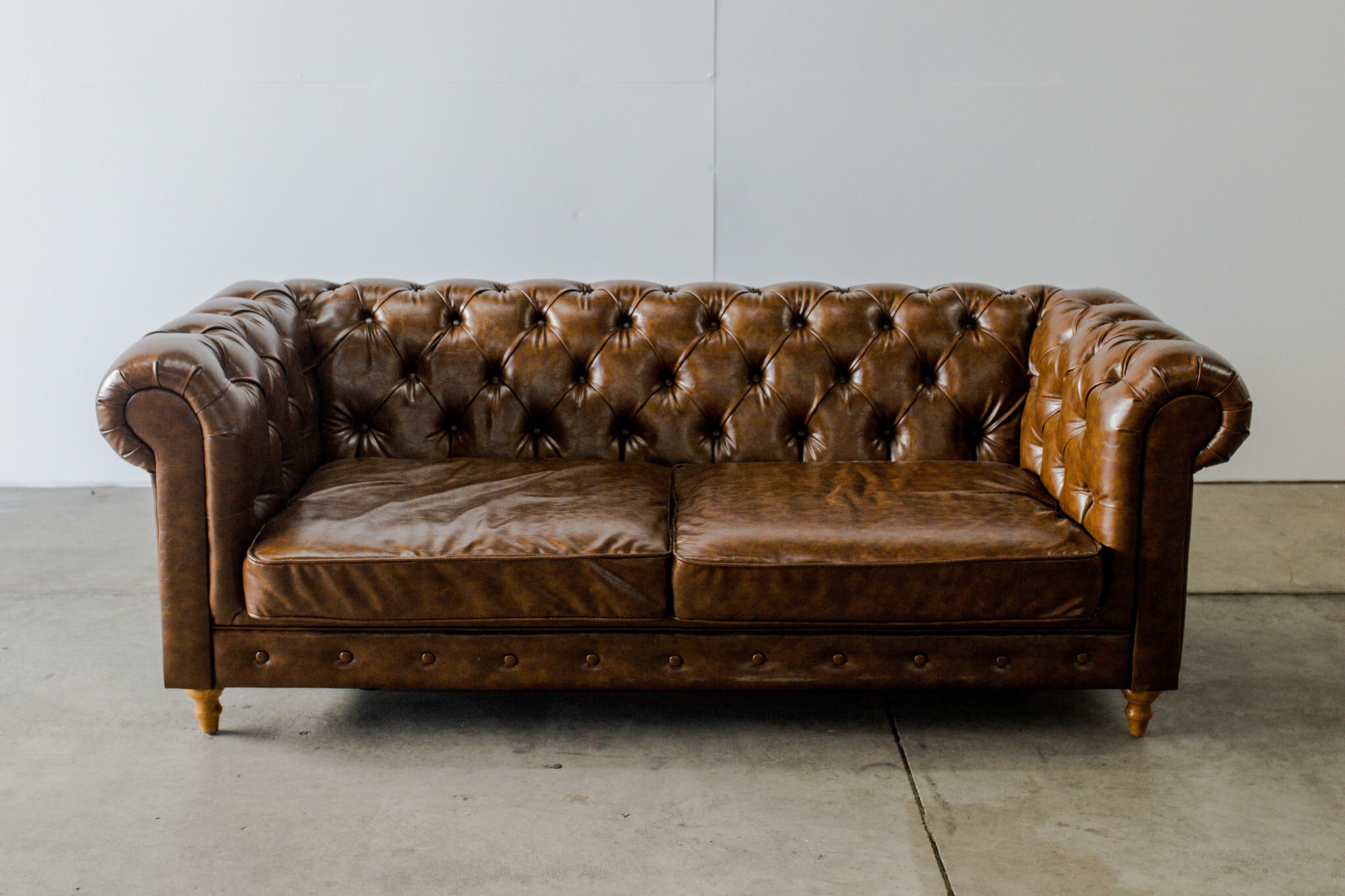 Flagshipevents-tablesandchairs