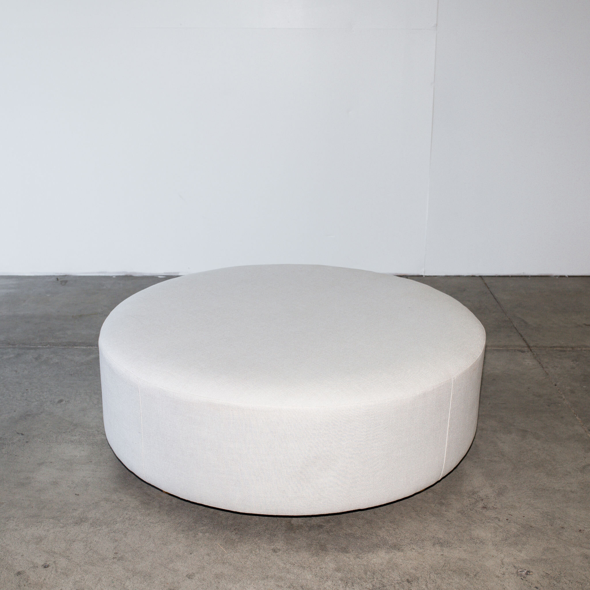 Flagshipevents-tablesandchairs