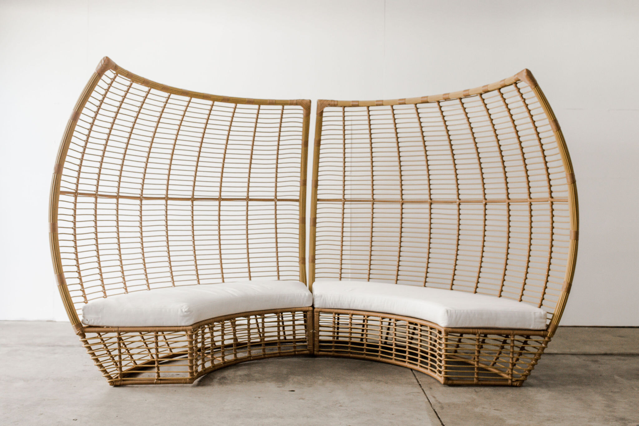 Flagshipevents-tablesandchairs