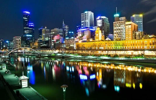 2_10PartyOzMelbourne.jpg