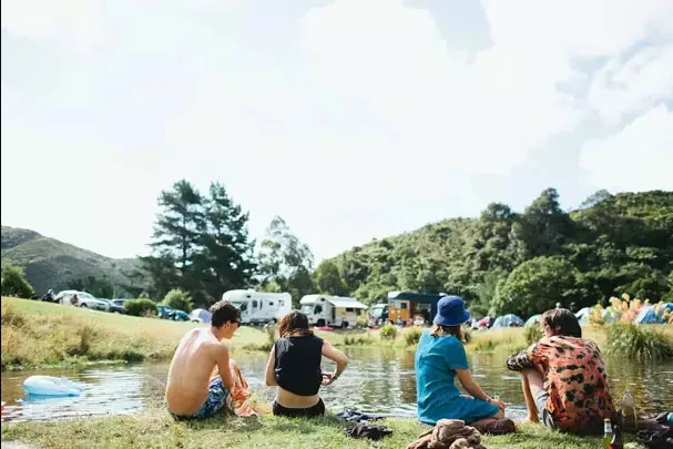 camp_a_low_hum.jpg