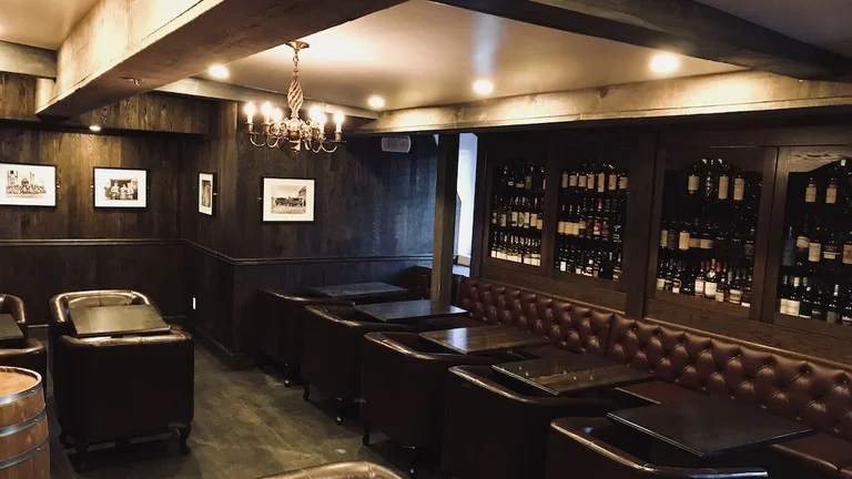 The interior of Burgundy Lion | © Burgundy Lion