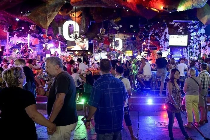 nightlife-in-phuket.jpg