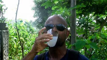 Hikkaduwa-beach-sap.jpg