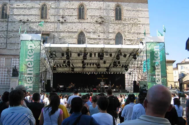 Umbria-jazz-fest-5aabeadbeb97de0036c1a582.jpg