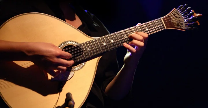 Fado performance shutterstock_15180511.jpg