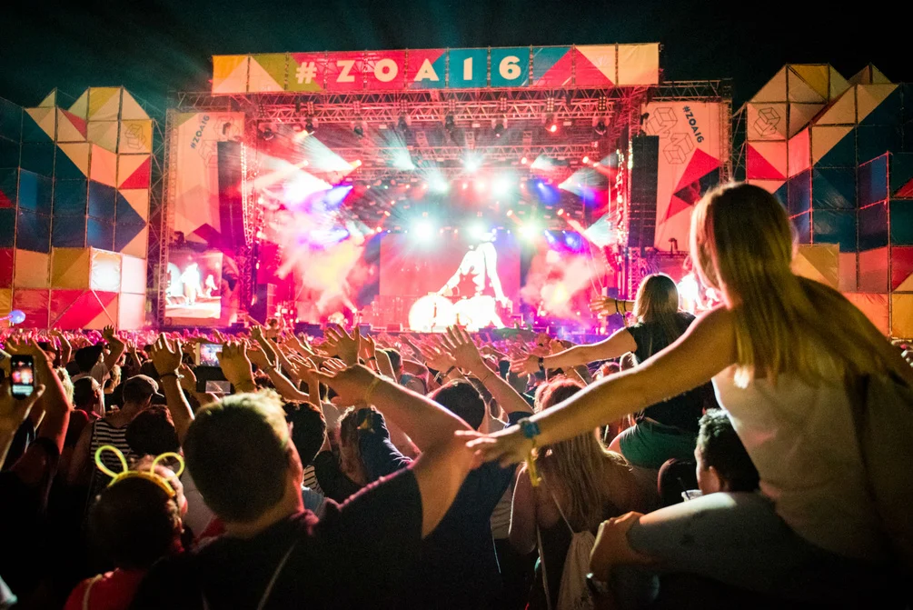 Line-Up 2018: Kendrick Lamar, Imagine Dragons, Justice, alt-J, Die Antwoord, Incubus, Liam Gallagher, The War On Drugs, 2 Many DJs, Bonobo, Charlotte Gainsbourg, Glass Animals, Nick Murphy, Richie Hawtin, Bonaparte, The Vaccines, Adam Beyer, Denis Lloyd, Erol Alkan, George Fitzgerald, Kevin Morby, King Gizzard & The Lizard Wizard, SG Lewis, Stereo Luchs, Superorganism, Agar Agar, Børns, Claptone, Goat Girl, King Tuff, Len Sander, Leoniden, The Gardener & The Tree, Tom Grennan, Vaal, Evelinn Trouble, Format:B, Giorgia Angiuli, Monumental Men, Snail Mail, Steiner & Madlaina.