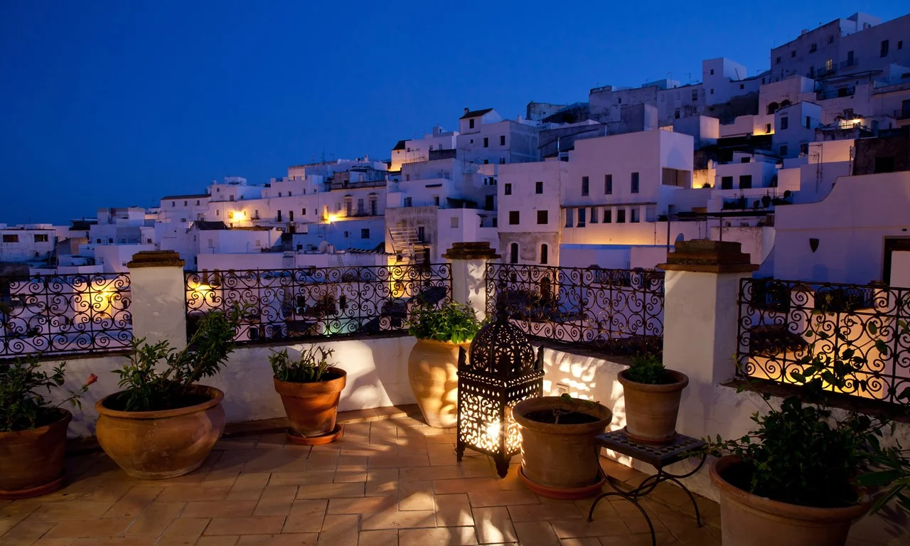 la-casa-del-califa-view-night.jpg